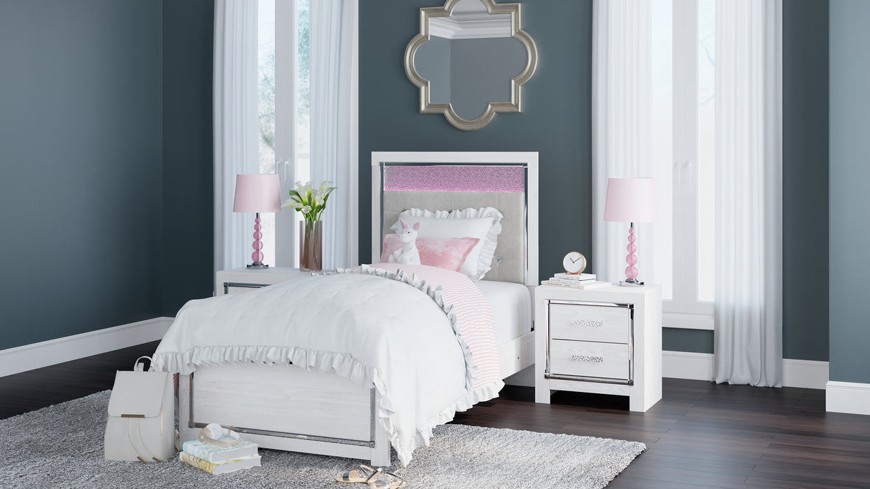 Altyra  Panel Bed